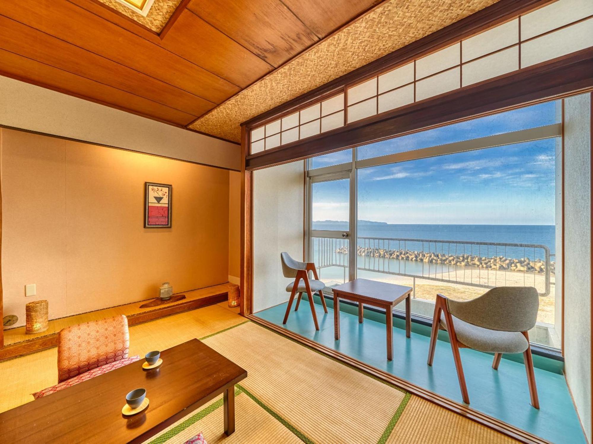 Ooedo Onsen Monogatari Kaike Hotel Йонаго Стая снимка